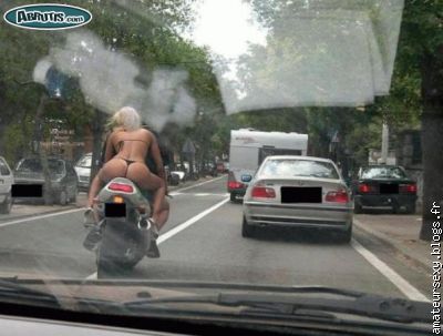 moi j'aime la moto^^